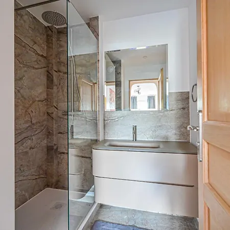 Magnificent Apartment- 2br-4p-